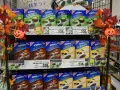 Szukasz pomysłów, co przywieźć z Japonii do jedzenia? Na półkach sklepowych kuszą Oreo Crispy o smakach matcha latte, tiramisu i wanilii.