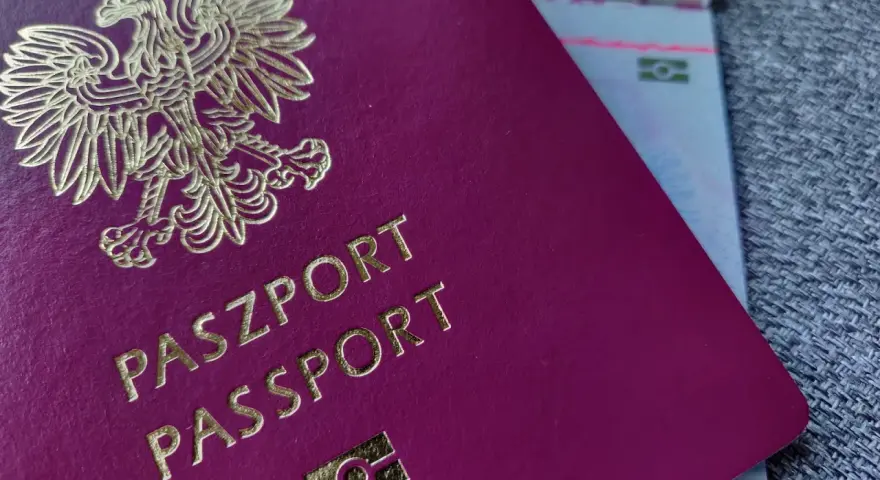 Czy mam paszport biometryczny? Oto jak go łatwo rozpoznać
