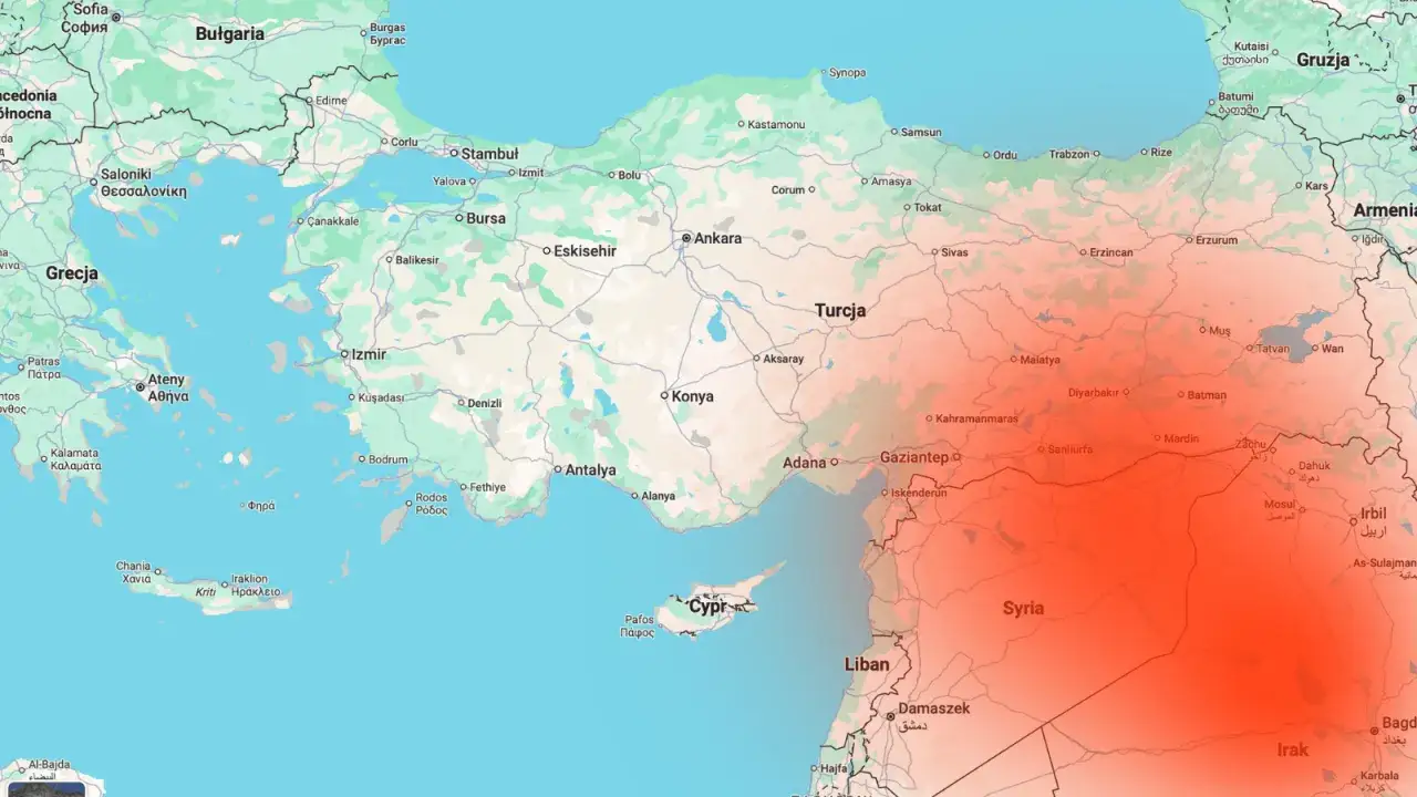 Mapa Europy i Bliskiego Wschodu z zaznaczonymi miastami. Czerwone obszary sugerują niepewność, czy Turcja to bezpieczny kraj.